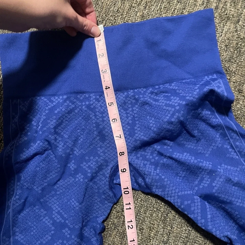 Lululemon Ebb To Street Pants Womens Heather Sapphire Blue Seamless Snakeskin